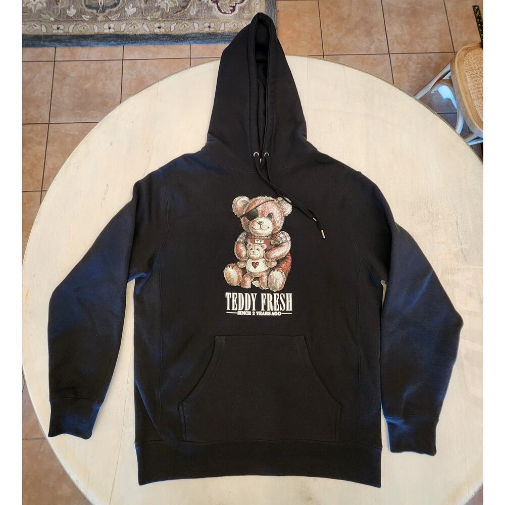 Teddy Fresh Black Hoodie SZ Medium Streetwear Athleisure